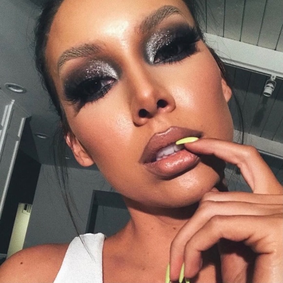 DOSE OF COLORS Block Party Single Eyeshadow in Slinky (dark gray/silver) $20 - Picture 6 of 9